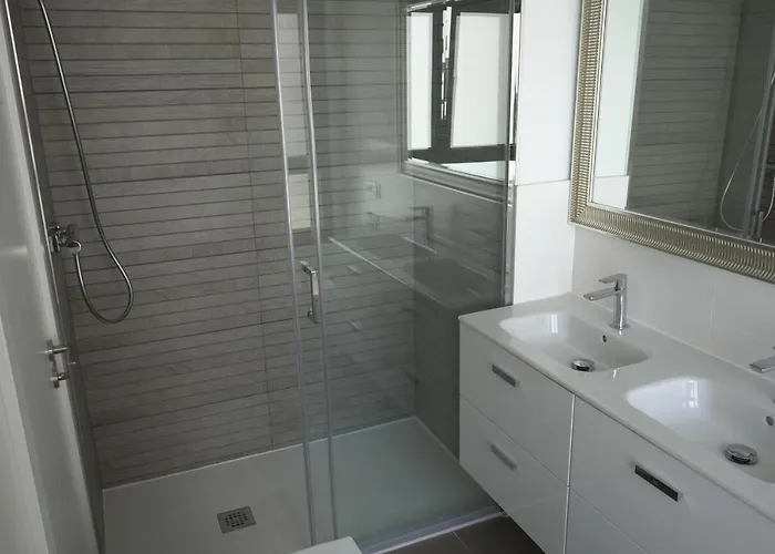 Almona De Triana - Kainga Homes